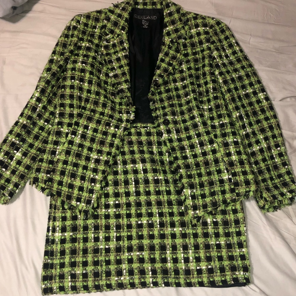 Tweed Vintage blazer/miniskirt set. Woven silk, great condition!